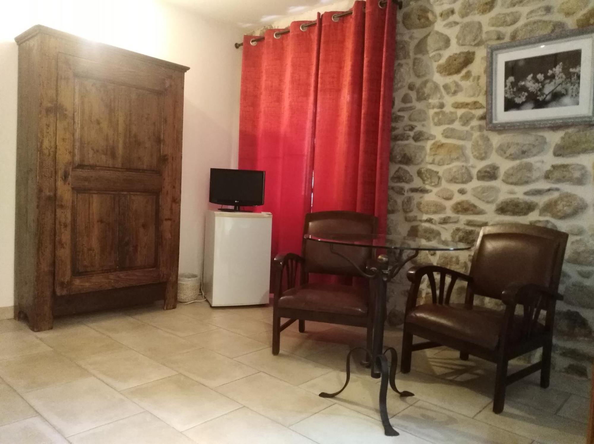 Les Assions Le Mas De La Musardiere Chambres D Hotes מראה חיצוני תמונה