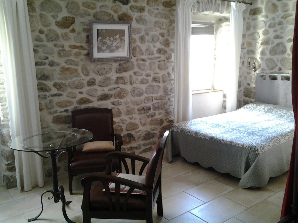 Les Assions Le Mas De La Musardiere Chambres D Hotes חדר תמונה